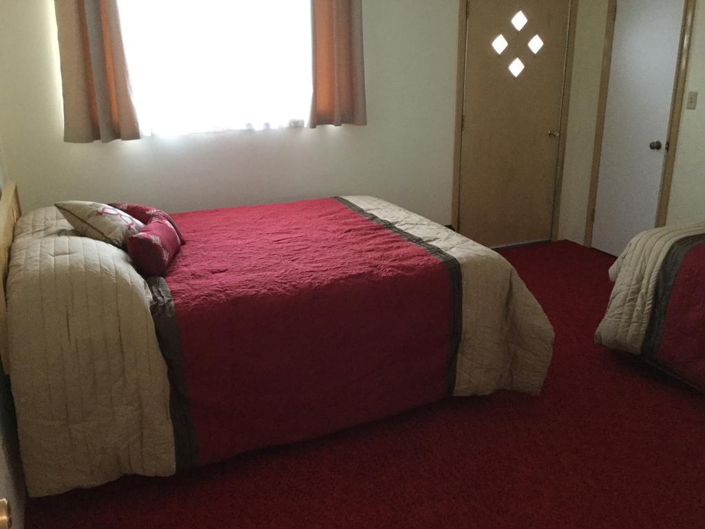 Cedars Motel Айронвуд Екстер'єр фото