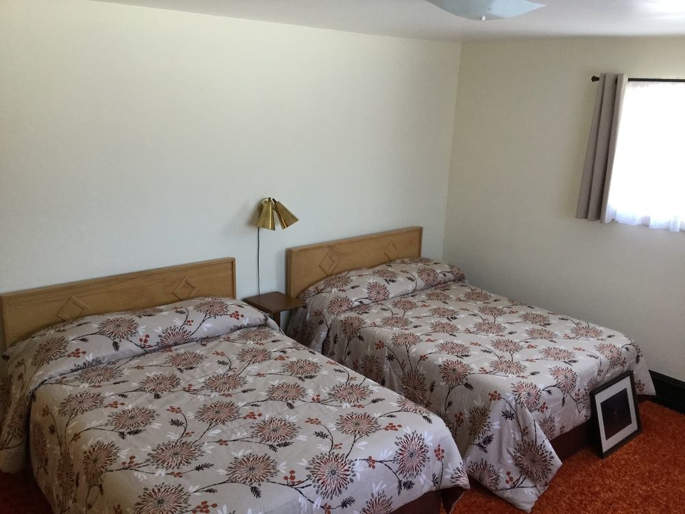 Cedars Motel Айронвуд Екстер'єр фото